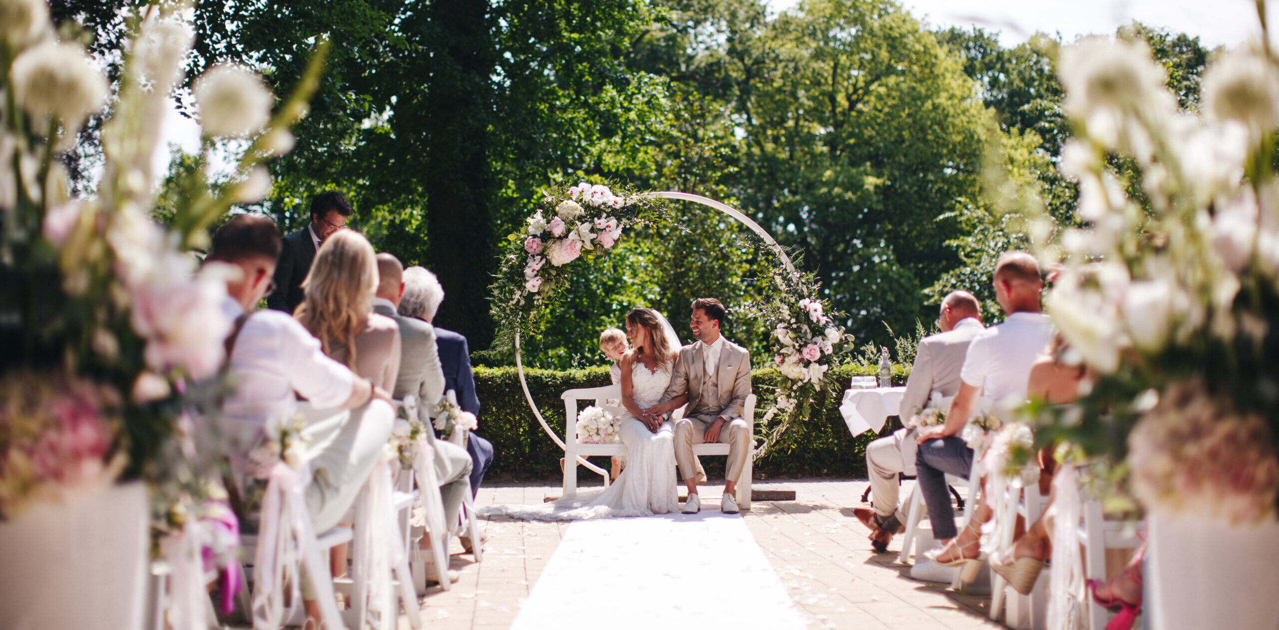 scaled image bruiloft trouwen buiten sonsbeek villa stadsvilla buitenplaats